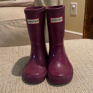 Girls size 9 Hunter Deep Purple Waterproof Boots, good used condition